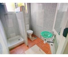 Local comercial diafano.