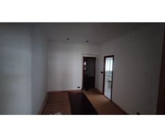 EDIFICIO DE 3 VIVIENDAS + ENTREPLANTA +`GARAJE 3 COCHES
