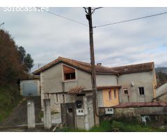 Casa con finca en Arbo(PONTEVEDRA)