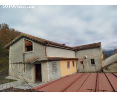 Casa con finca en Arbo(PONTEVEDRA)