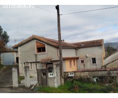 Casa con finca en Arbo(PONTEVEDRA)