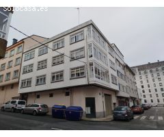 amplio piso en Narón