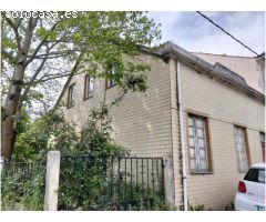 CASA CON JARDIN PARA REHABILITAR - CATABOIS - ZONA SANITARIA