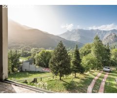 MAGNIFICO CHALET CON PISCINA SITUADO EN EL VALLE DE BENASQUE