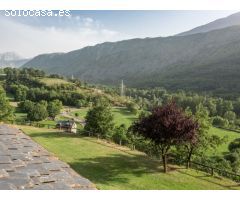 MAGNIFICO CHALET CON PISCINA SITUADO EN EL VALLE DE BENASQUE