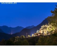 MAGNIFICO CHALET CON PISCINA SITUADO EN EL VALLE DE BENASQUE