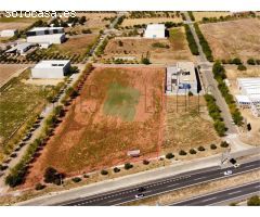 Venta de Parcela Industrial en primera línea de carretera A42, sentido