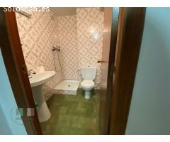CASAGENCIA INMOBILIARIA VENDE.....PISO EN PLENO CENTRO CON CUATRO DORMITORIOS Y