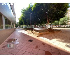 CASAGENCIA INMOBILIARIA VENDE.....PISO EN PLENO CENTRO CON CUATRO DORMITORIOS Y