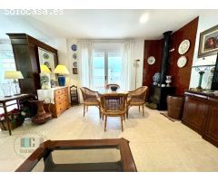 CASAGENCIA INMOBILIARIA VENDE..VILLA en segunda fila de playa totalmente