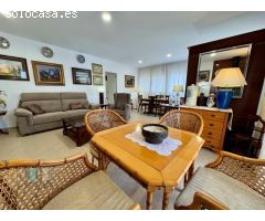 CASAGENCIA INMOBILIARIA VENDE..VILLA en segunda fila de playa totalmente