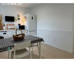 CASAGENCIA INMOBILIARIA VENDE..VILLA en segunda fila de playa totalmente