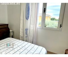 CASAGENCIA INMOBILIARIA VENDE..VILLA en segunda fila de playa totalmente