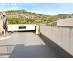 CASAGENCIA INMOBILIARIA VENDE....ATICO DUPLEX EN TORREBELLVER . 2 PLAZAS DE