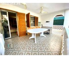 CASAGENCIA INMOBILIARIA VENDE....PAREADO en Zona torreon , 4 habitaciones,
