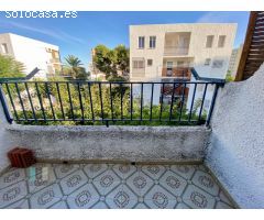 CASAGENCIA INMOBILIARIA VENDE....PAREADO en Zona torreon , 4 habitaciones,