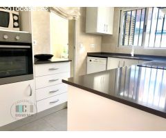 CASAGENCIA INMOBILIARIA VENDE....PAREADO en Zona torreon , 4 habitaciones,