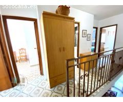 CASAGENCIA INMOBILIARIA VENDE....PAREADO en Zona torreon , 4 habitaciones,