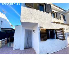 CASAGENCIA INMOBILIARIA VENDE....PAREADO en Zona torreon , 4 habitaciones,