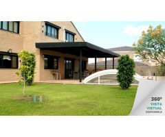 CASAGENCIA INMOBILIARIA VENDE PRECIOSA VILLA UNIFAMILIAR EN ALQUERIAS DEL NIÑO