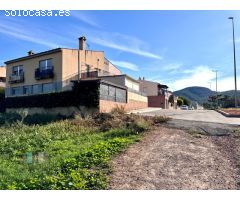 Venta de Parcela Industrial en primera línea de carretera A42, sentido