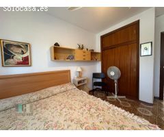 CASAGENCIA INMOBILIARIA VENDE......VILLA INDEPENDIENTE CON PISCINA Y JARDIN EN