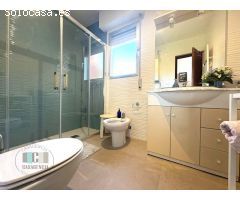 CASAGENCIA INMOBILIARIA VENDE......VILLA INDEPENDIENTE CON PISCINA Y JARDIN EN