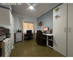 CASAGENCIA INMOBILIARIA VENDE..VIVIENDA SINGULAR a 700 m de la playa en