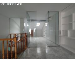 ALQUILER DE OFICINA DUPLEX EN PLENO CENTRO