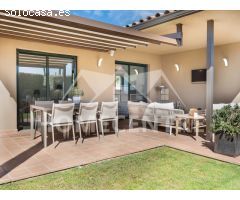 Fantástica casa en planta baja en Torremirona Resort