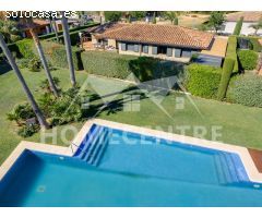 Fantástica casa en planta baja en Torremirona Resort
