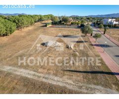 484.800 € (Antes 510.400 €) Terreno de 2.552m² en Golf de Peralada