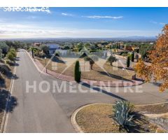 302.670 € (Antes 318.600 €) Terreno de 1.593 m² en Golf de Peralada