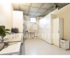 890.000 € (Antes 1.250.000 €) Casa con piscina y vistas a la montaña