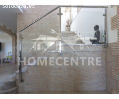 890.000 € (Antes 1.250.000 €) Casa con piscina y vistas a la montaña