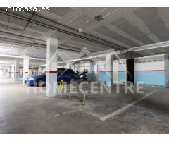 Plaza de parking en Empuriabrava