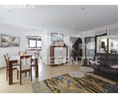 1.380.000 € (Antes 1.495.000 €) Lujosa y moderna propiedad con 25 metros de