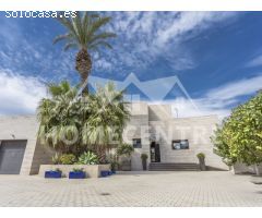 1.380.000 € (Antes 1.495.000 €) Lujosa y moderna propiedad con 25 metros de