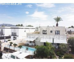 1.380.000 € (Antes 1.495.000 €) Lujosa y moderna propiedad con 25 metros de