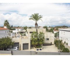 1.380.000 € (Antes 1.495.000 €) Lujosa y moderna propiedad con 25 metros de