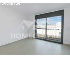 Casa de nueva construcción con vistas al lago
