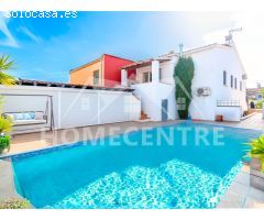 Casa con jardín y piscina entre el campo y la playa