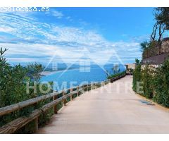Espectacular villa de alto standing con vistas al mar