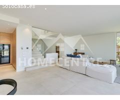 Espectacular villa de alto standing con vistas al mar