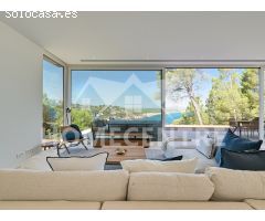 Espectacular villa de alto standing con vistas al mar