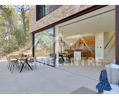 Espectacular villa de alto standing con vistas al mar