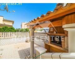 Bonito chalet con piscina
