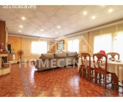 Bonito chalet con piscina