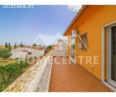 Bonito chalet con piscina