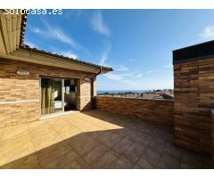 Casa en el centro con vistas al mar.